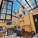Citywalk Cottage With Two Beds And Courtyard