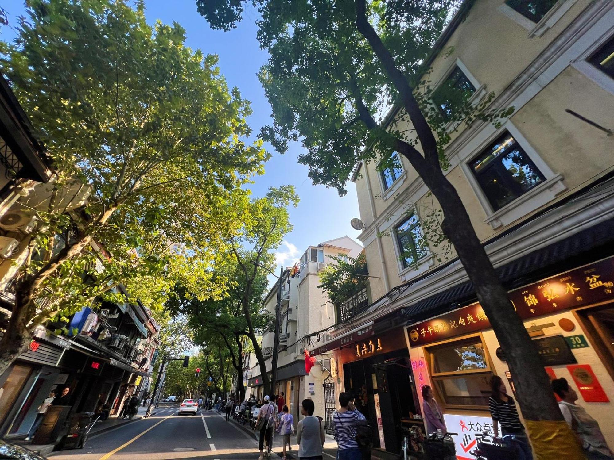 Citywalk With Two Beds And Courtyard *